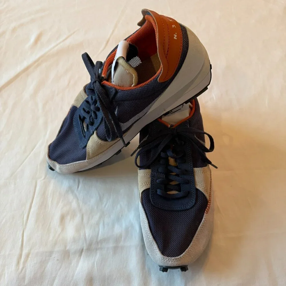 Nike Daybreak Navy Sail Orange Sneakers